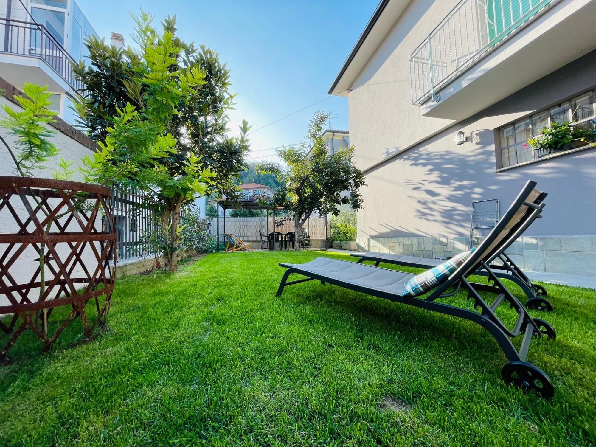 Casa Piero, Relax E Piscina Privata Tra Le Colline Delle Langhe Villa Алба Екстериор снимка