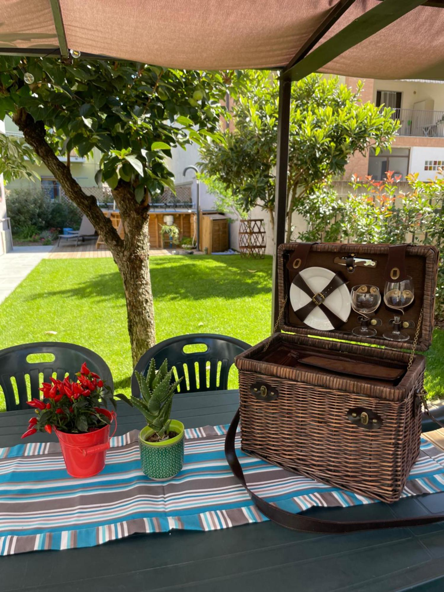 Casa Piero, Relax E Piscina Privata Tra Le Colline Delle Langhe Villa Алба Екстериор снимка